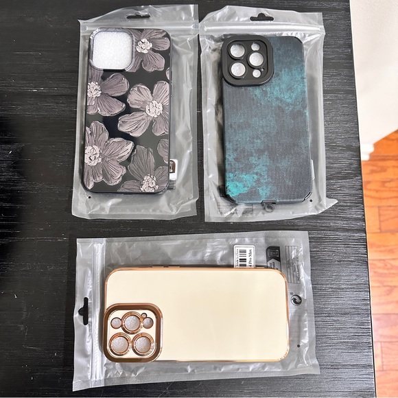 3 x iPhone 14 pro max cases - Picture 2 of 8
